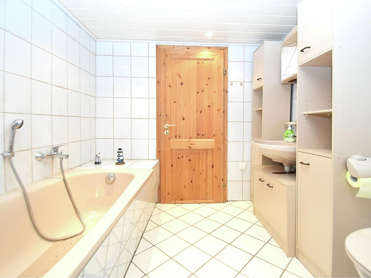 Small Apartment In Hesse With Terrace And Garden Frielendorf المظهر الخارجي الصورة